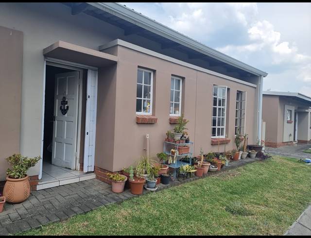 3 BEDROOM HOUSE FOR SALE IN WATERVAL EAST